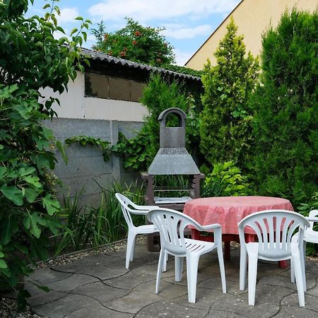 4 Evszak Apartman Gyula Dış mekan fotoğraf