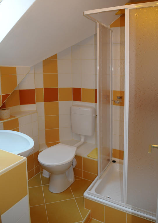 4 Evszak Apartman Gyula Oda fotoğraf